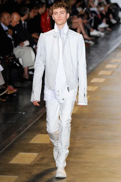 Look 21
